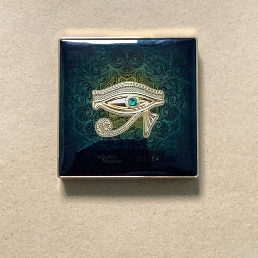 Zeesea The British Museum Eyeshadow Palette